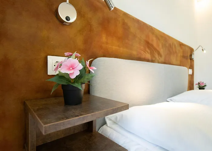 Modern With Queen-size Bed, Self Check-in K7 * Vienna